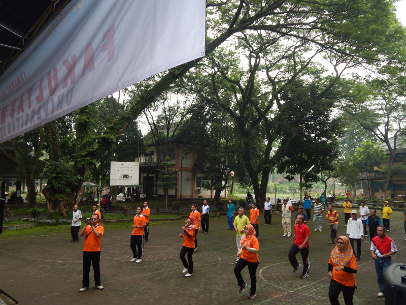 Komunitas Sehat FMIPA