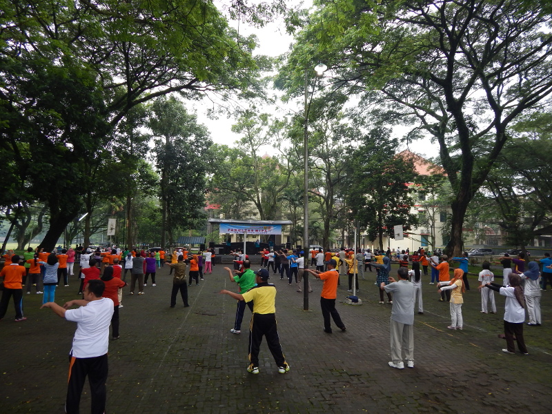 Komunitas Sehat FMIPA