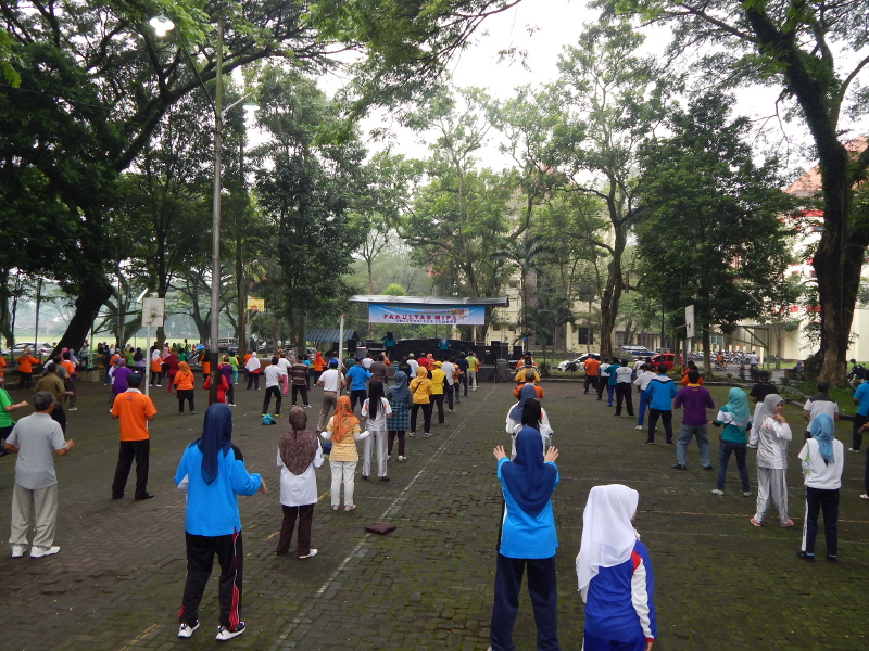 Komunitas Sehat FMIPA