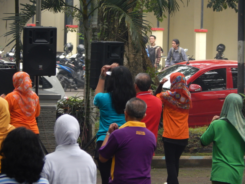 Komunitas Sehat FMIPA