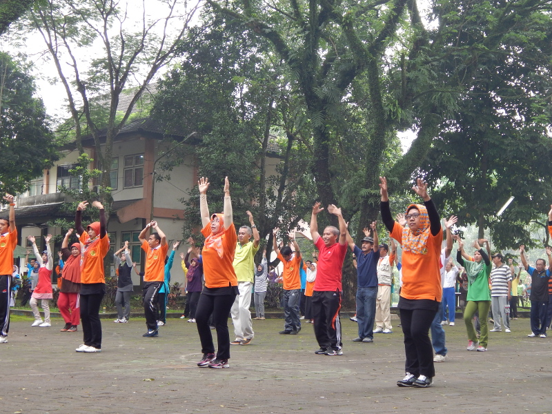 Komunitas Sehat FMIPA