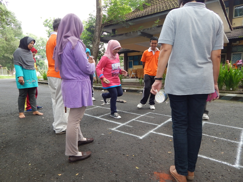 Komunitas Sehat FMIPA