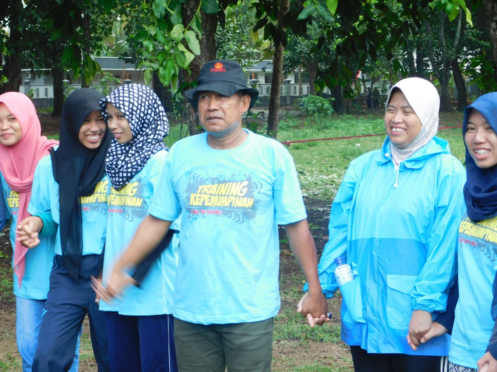 Training Kepemimpinan FMIPA