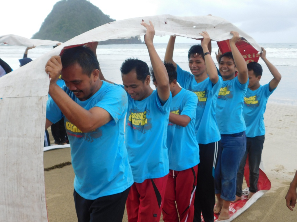 Training Kepemimpinan FMIPA